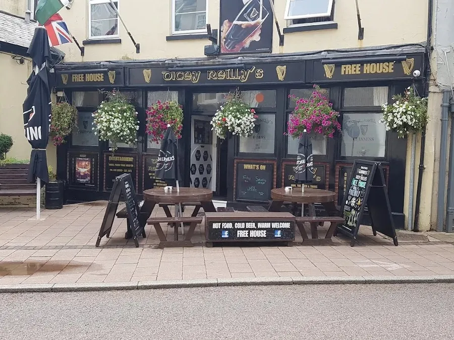Dicey Reilly’s: Teignmouth’s Irish-Themed Pub