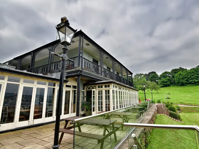Georgian Villa with Estuary Views at The Ness House in Shaldon