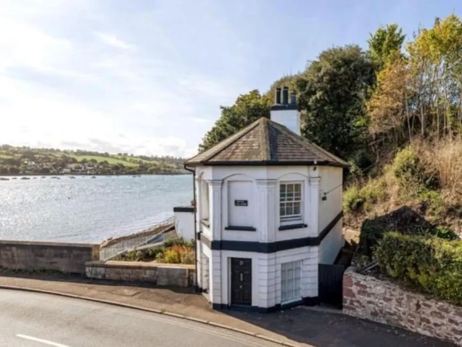 The Old Toll House at Shaldon Bridge