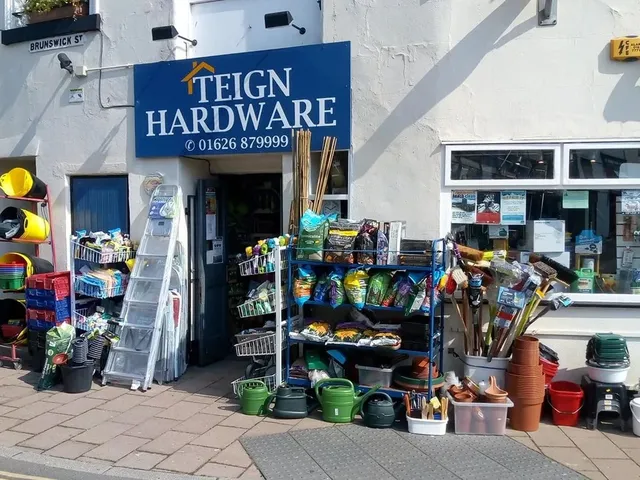 Teign Hardware: A Family-Run Fixture