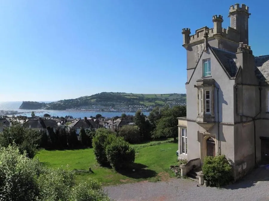 Yannon Towers: Teignmouth’s Distinctive Victorian Tower
