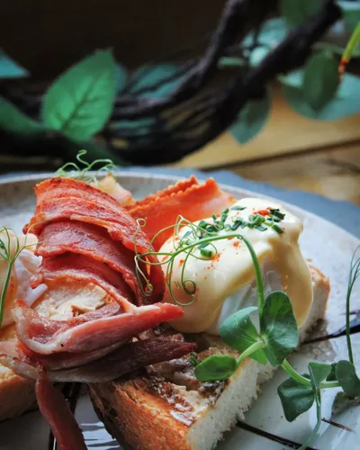 Bacon and poached egg
