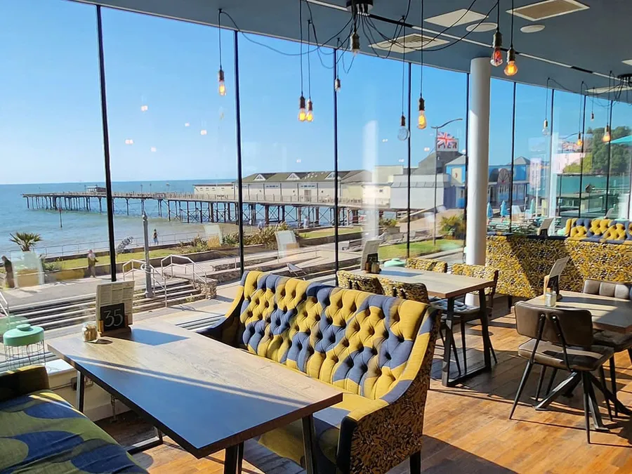 The View Bar & Cafe